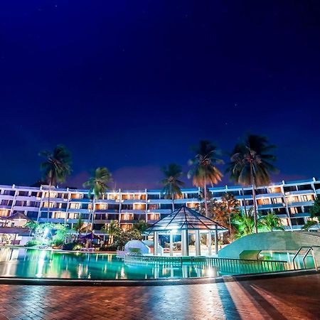 Tunamaya Beach & Spa Resort- Desaru Exteriör bild