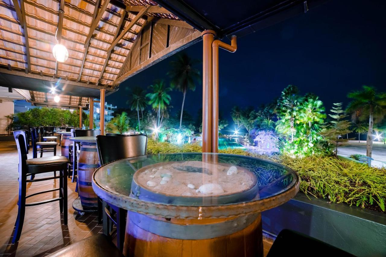Tunamaya Beach & Spa Resort- Desaru Exteriör bild